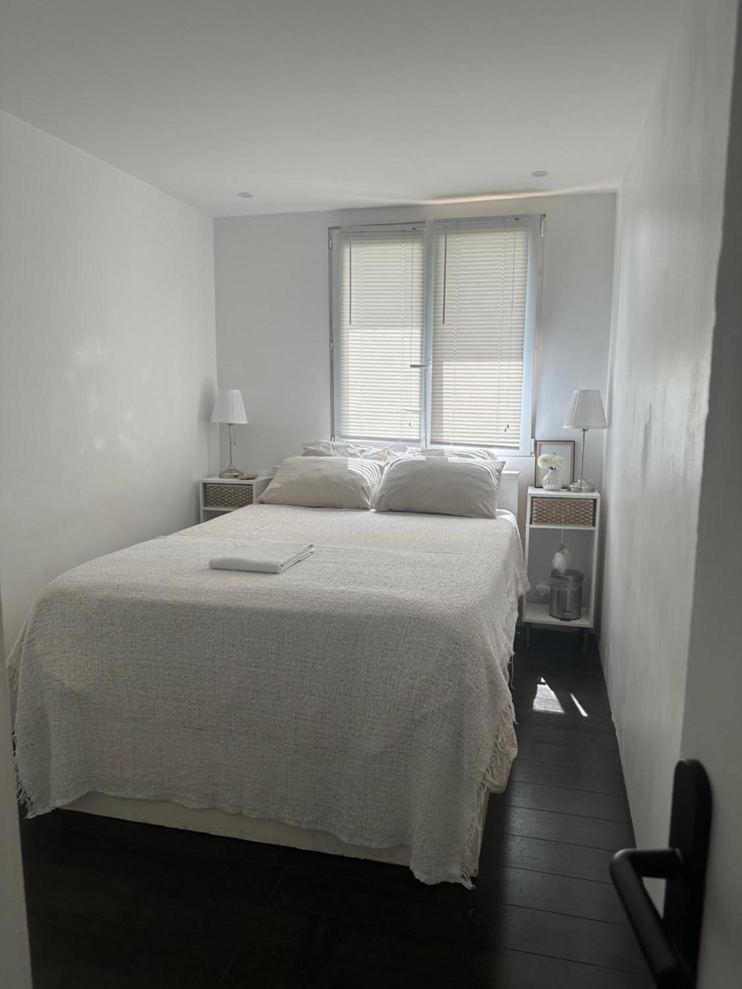 Accommodatie bij particulieren Location De Privee Dans Prive, Jardins Et Parking Gratuit 1 Min To Tramway Et 9 Min De Centre-ville, Accessibilite A Plusieurs Transports *